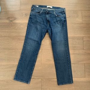 Hollister men’s jeans